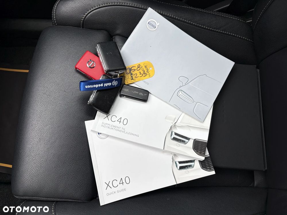 Volvo XC 40 T4 Geartronic Inscription - 36