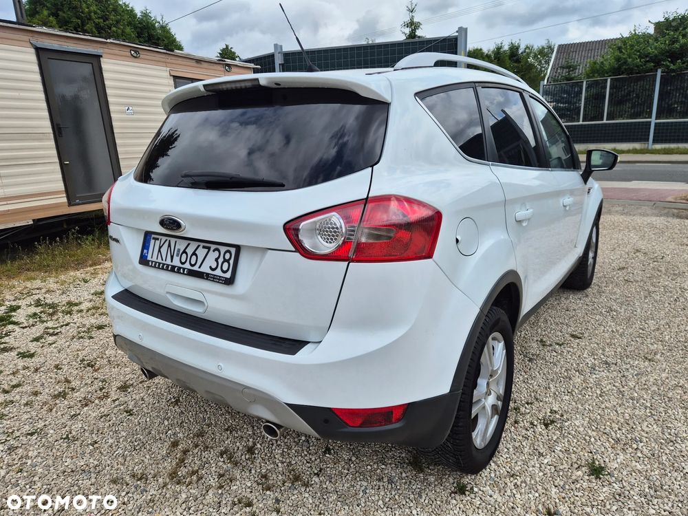 Ford Kuga 2.0 TDCi 2x4 Titanium - 2
