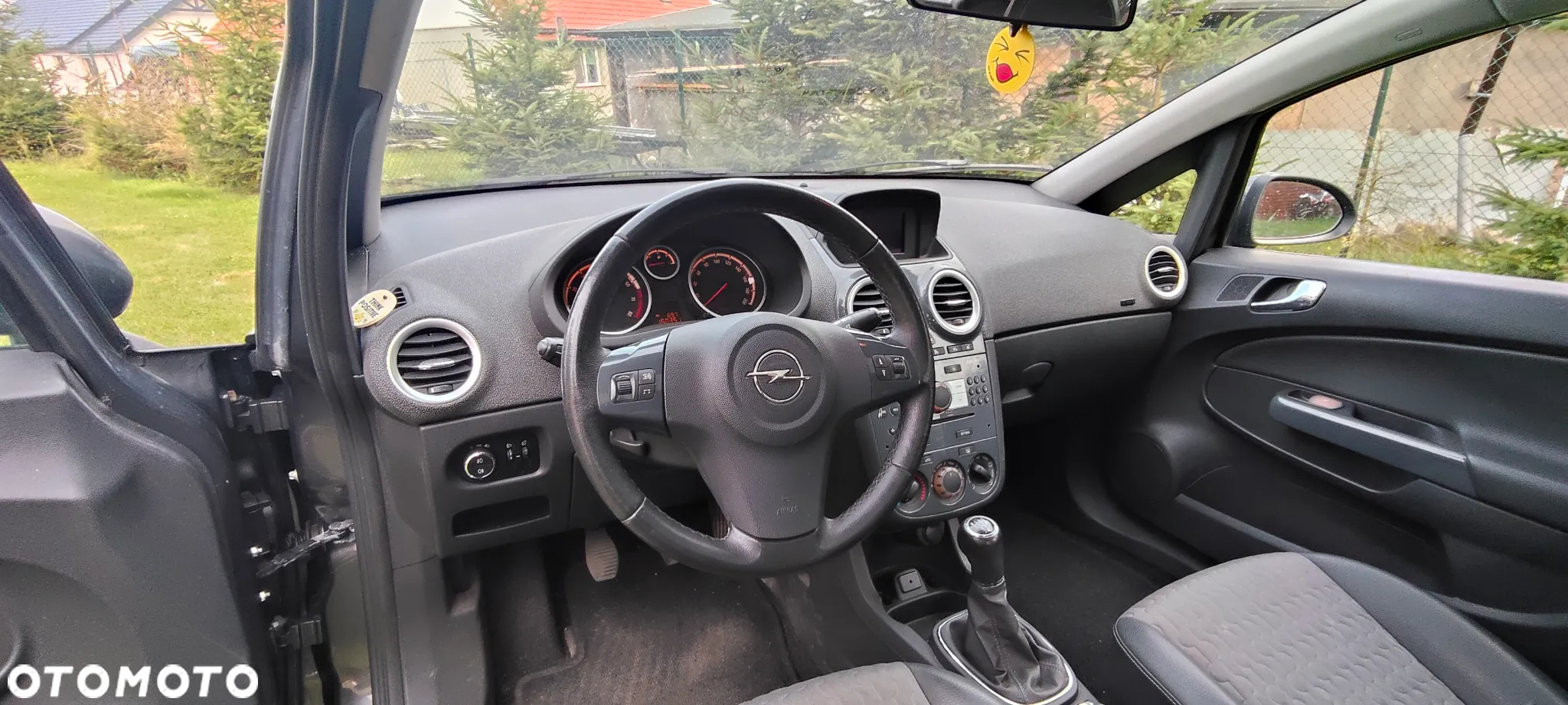 Opel Corsa 1.4 16V Active - 18