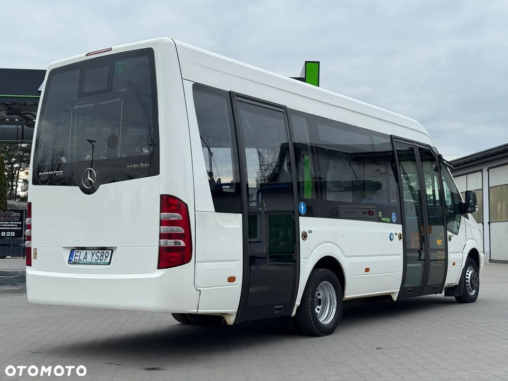 Mercedes-Benz Sprinter - 11