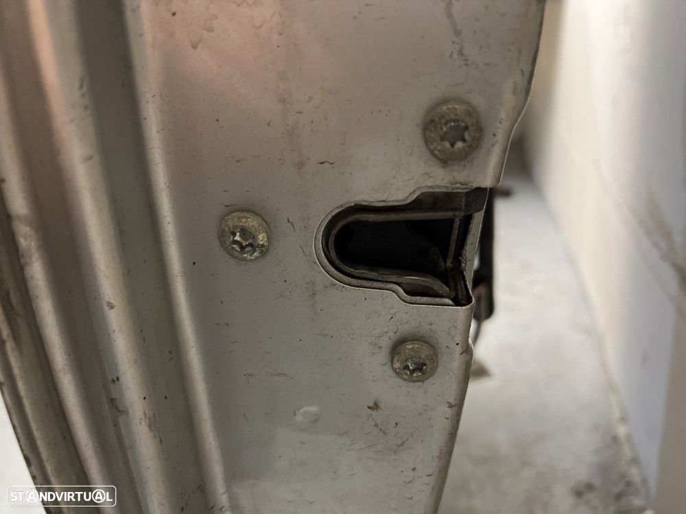 Fecho da mala Esq RENAULT TRAFIC II Box (FL) - 1