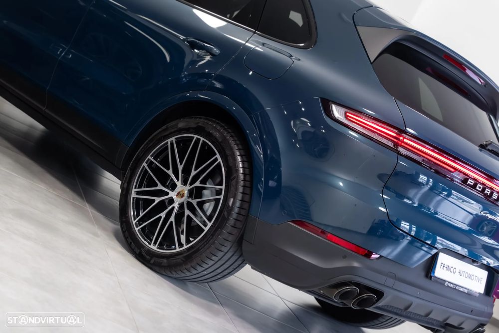 Porsche Cayenne E-Hybrid - 6