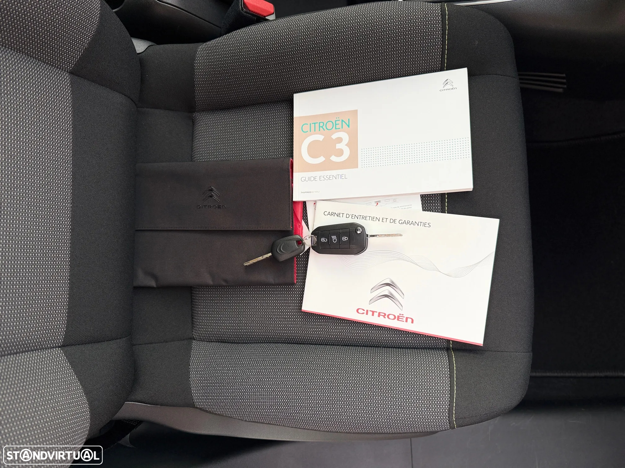 Citroën C3 1.2 PureTech Shine - 11
