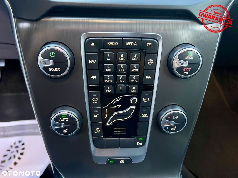 Volvo V40 D4 Summum - 35