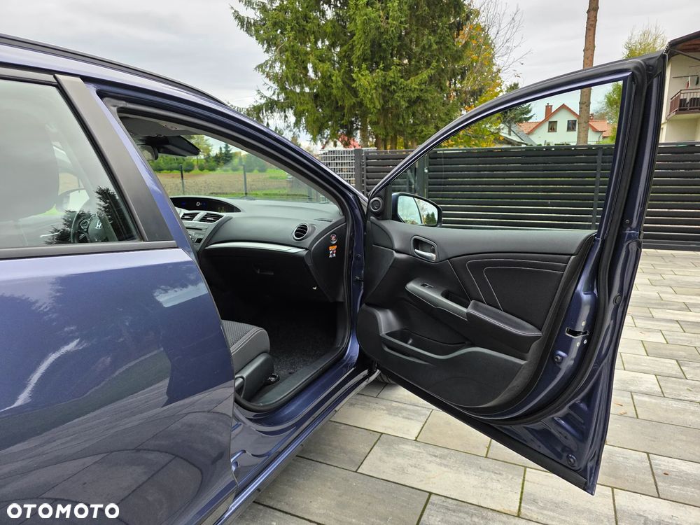 Honda Civic 1.8 Elegance - 25