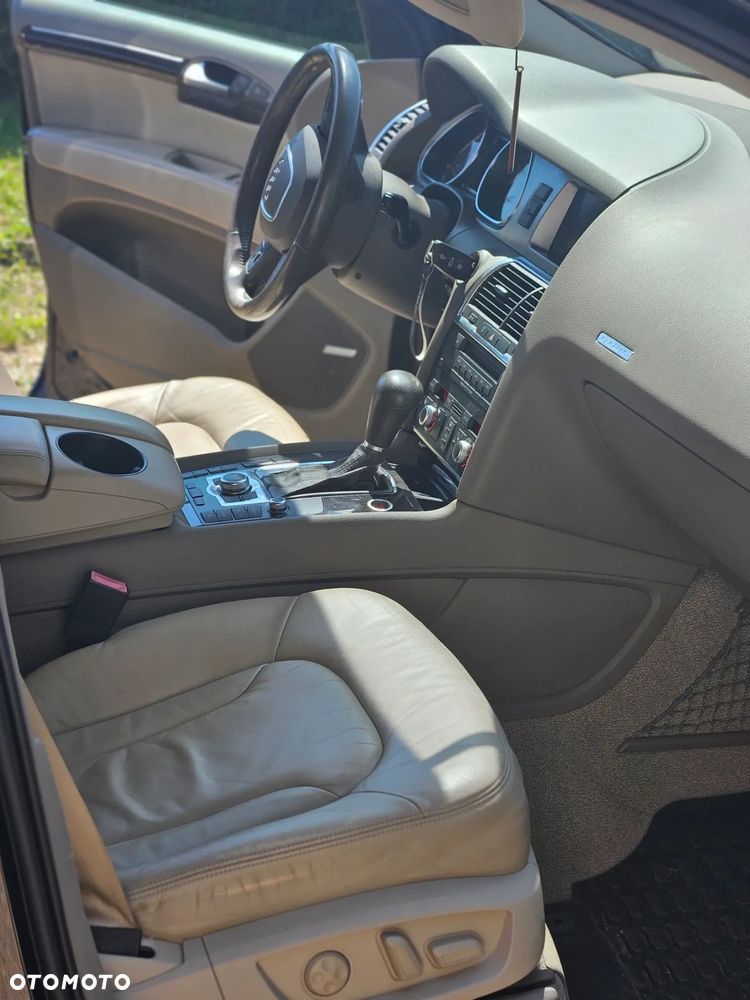 Audi Q7 4.2 FSI Quattro Tiptronic - 6