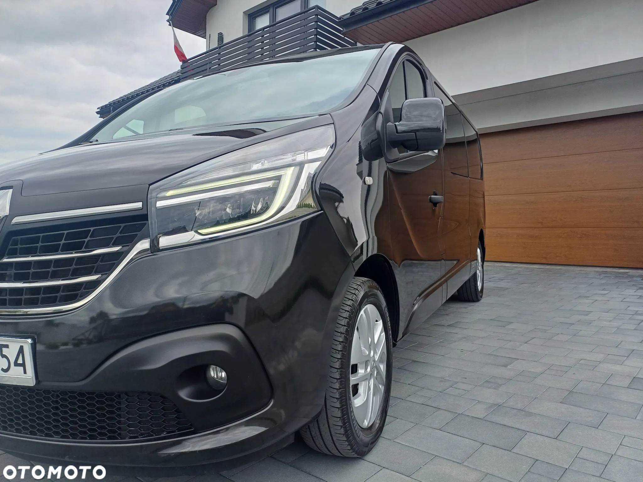 Renault Trafic - 10