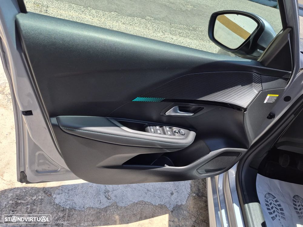 Peugeot 208 1.2 PureTech Allure - 15