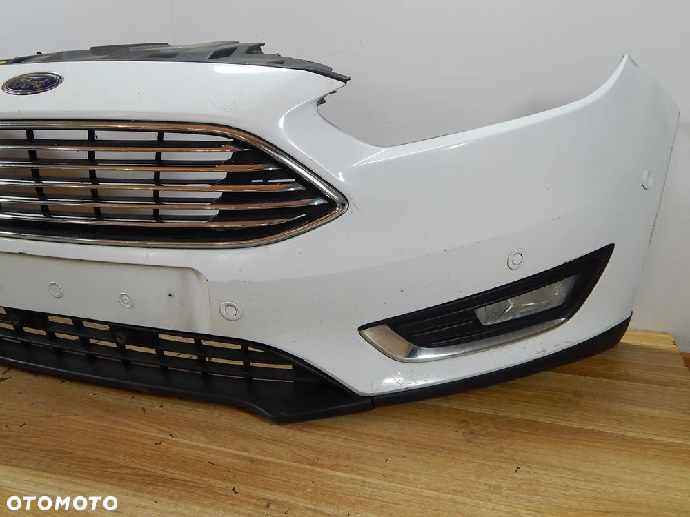 Zderzak przód przedni Ford Focus MK3 13-18 LIFT  biały 5F Łuków części - 5