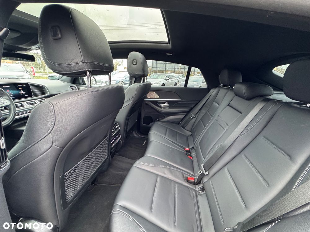 Mercedes-Benz GLE 300 d 4Matic 9G-TRONIC AMG Line - 18