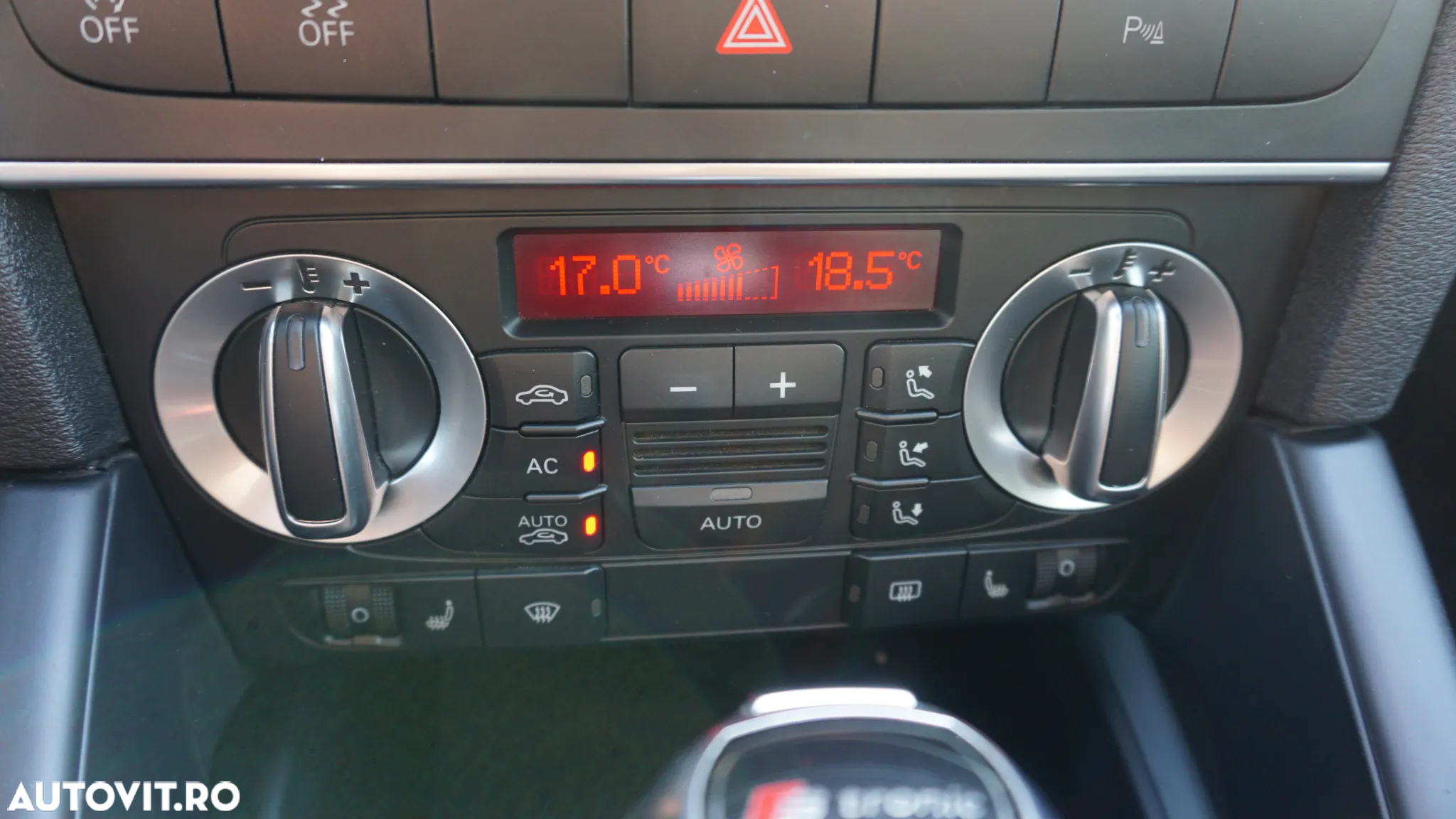 Audi A3 1.6 TDI Sportback DPF S tronic Attraction - 24