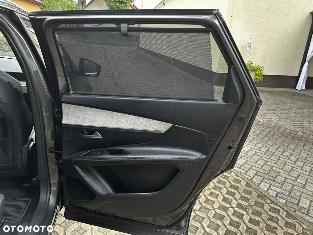 Peugeot 5008 1.5 BlueHDi GT Pack S&S EAT8 - 37