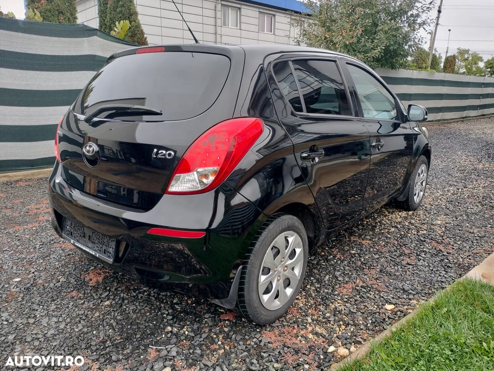 Hyundai i20 - 19