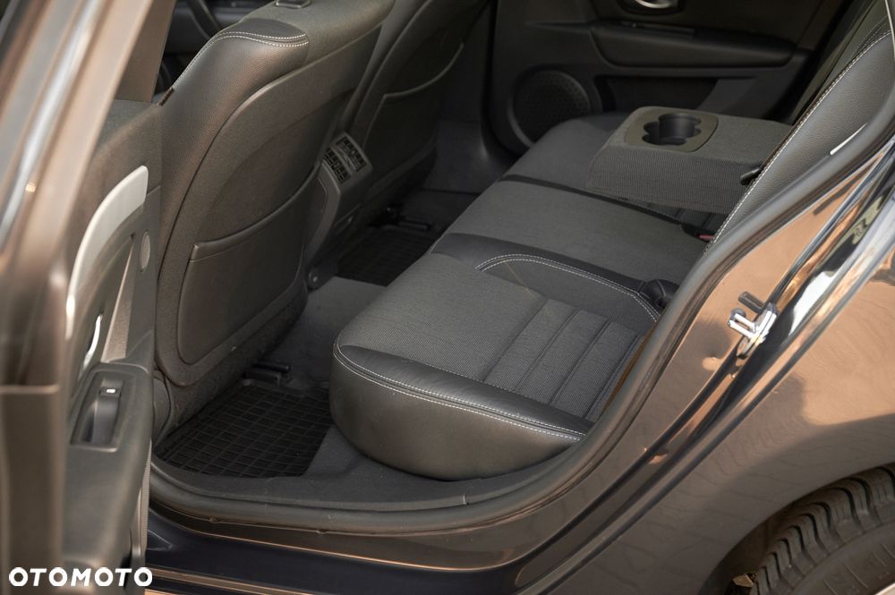 Renault Laguna - 28