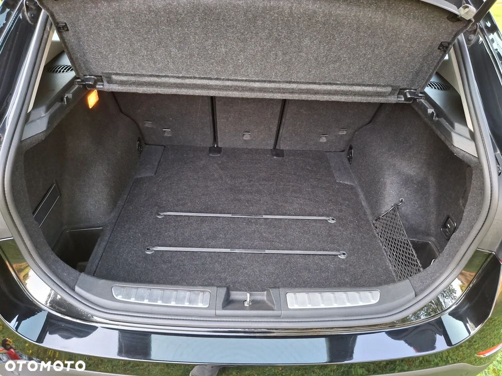 BMW X1 xDrive18d xLine - 15