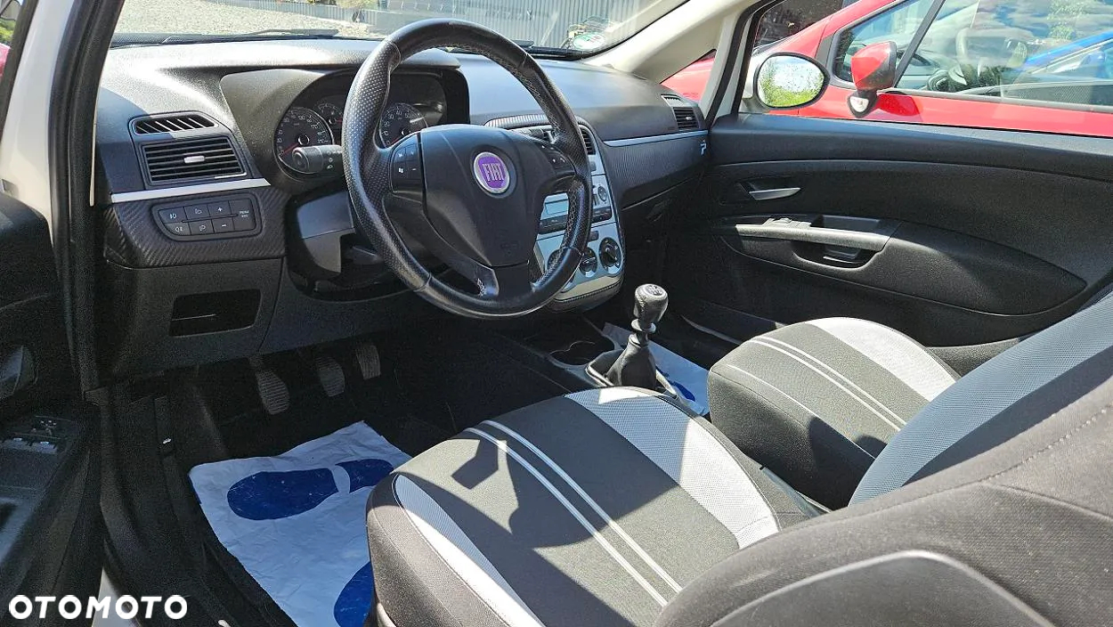 Fiat Grande Punto 1.4 8V Dynamic - 23
