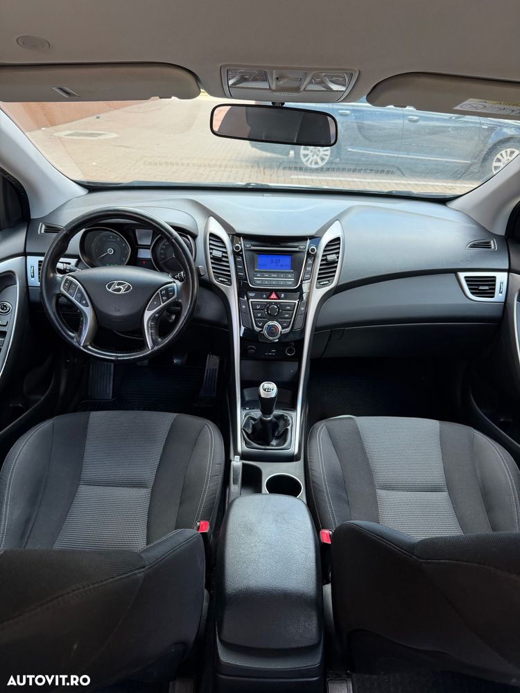 Hyundai i30 - 11