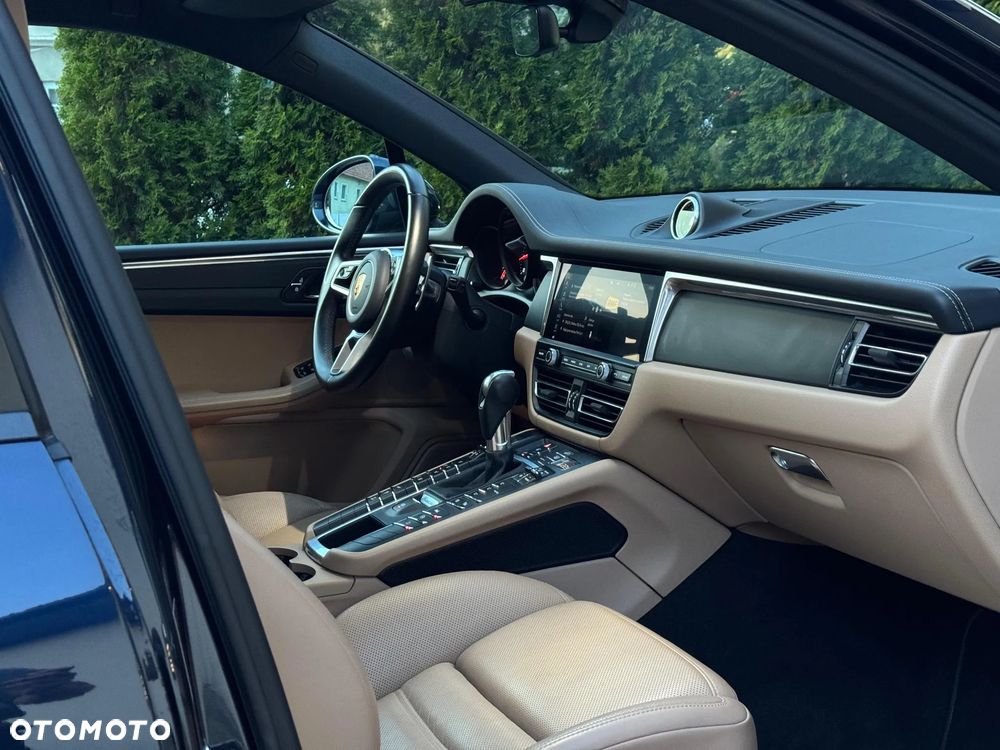 Porsche Macan Standard - 11