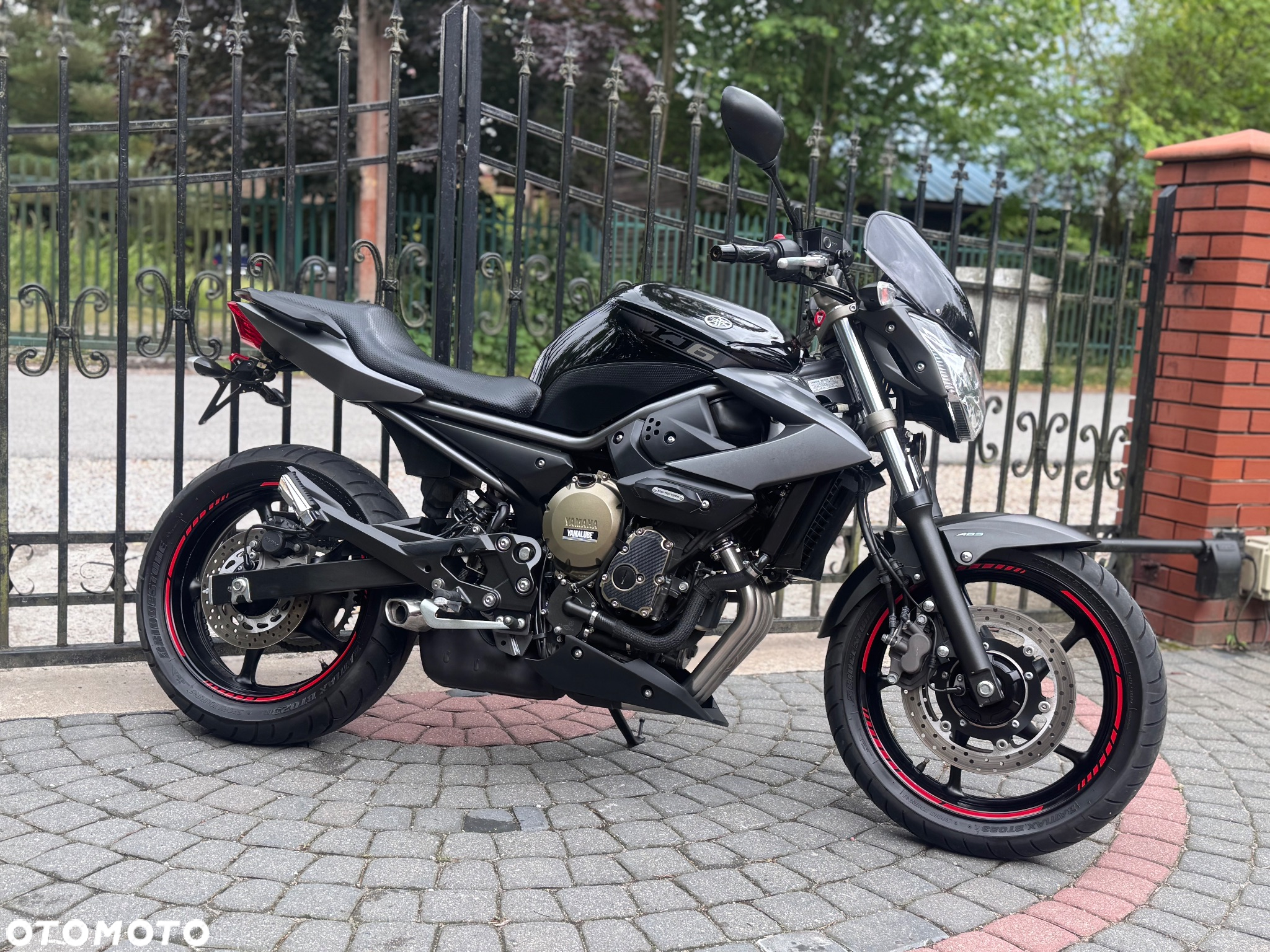 Yamaha XJ - 2