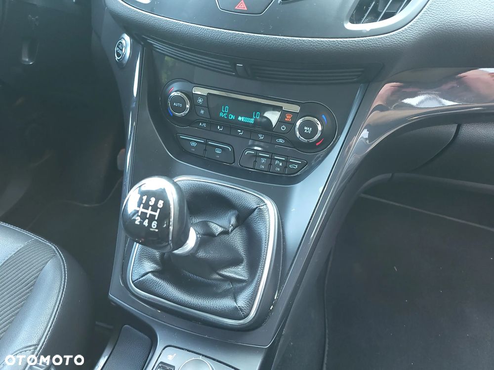 Ford Kuga 2.0 TDCi 4WD Titanium - 20