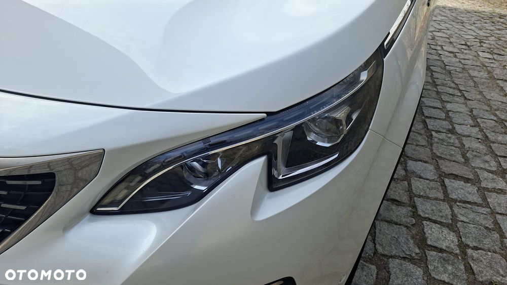 Peugeot 3008 - 11