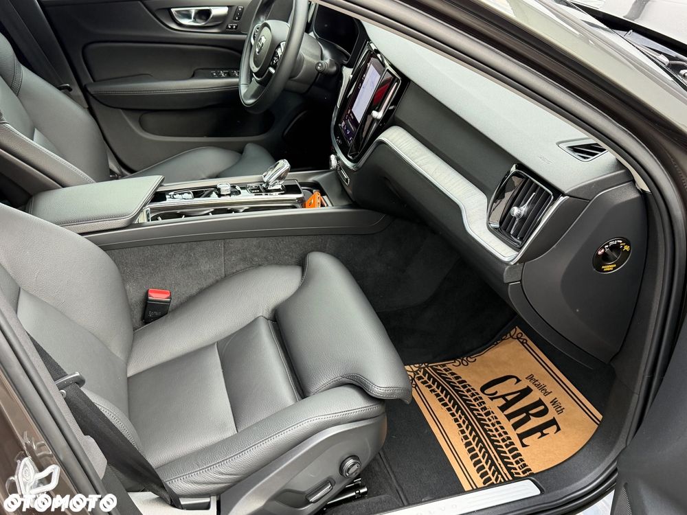 Volvo V60 B3 B DKG Inscription - 11
