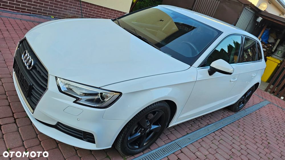 Audi A3 Sportback 1.6 TDI - 10