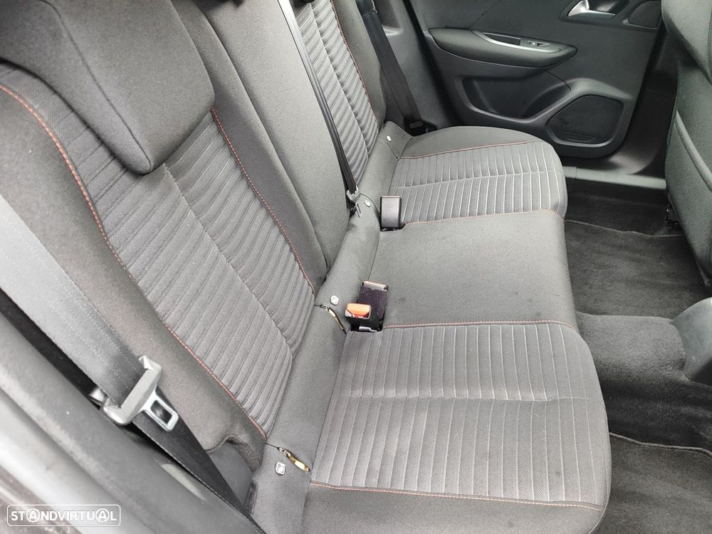 Peugeot 2008 1.5 BlueHDi Active Pack - 7