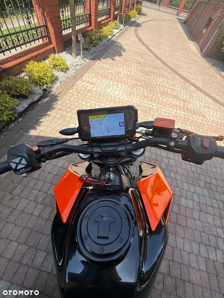 KTM Duke 125 - 8