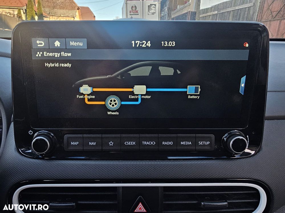 Hyundai KONA - 15