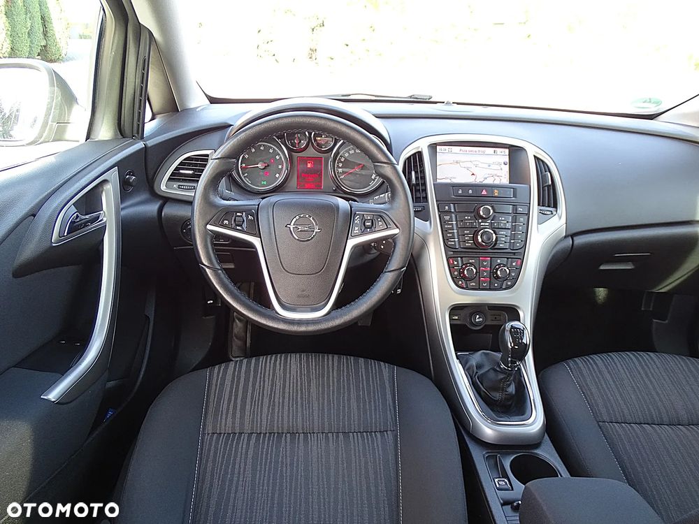 Opel Astra 1.4 Turbo Cosmo - 15