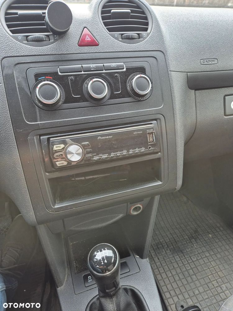 Volkswagen Caddy - 14