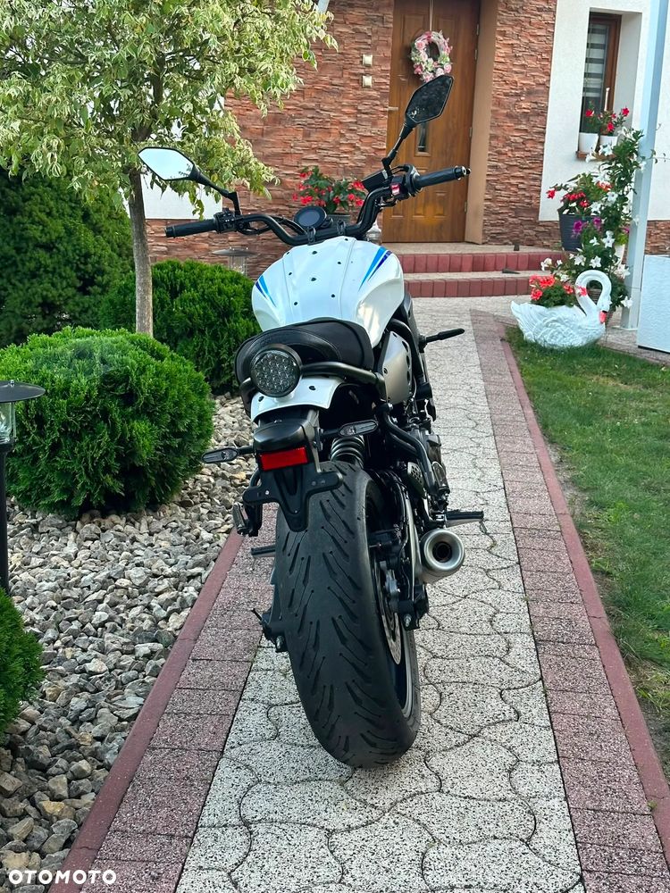 Yamaha XSR - 12