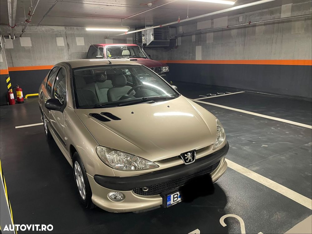 Peugeot 206 1.4E Sedan - 1
