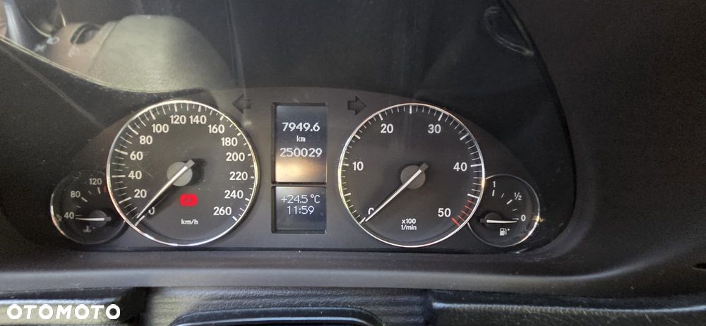 Mercedes-Benz Klasa C 200 CDI Classic - 8