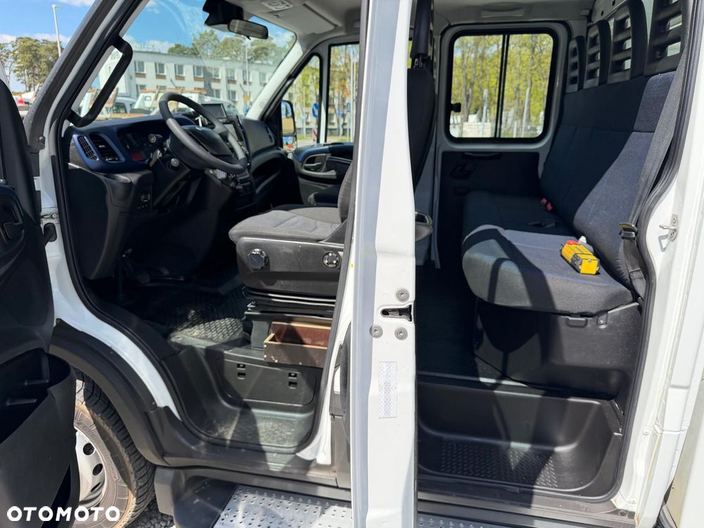 Iveco Daily 70C18 Hi-Matic Pomoc drogowa Holownik 2017r - 16