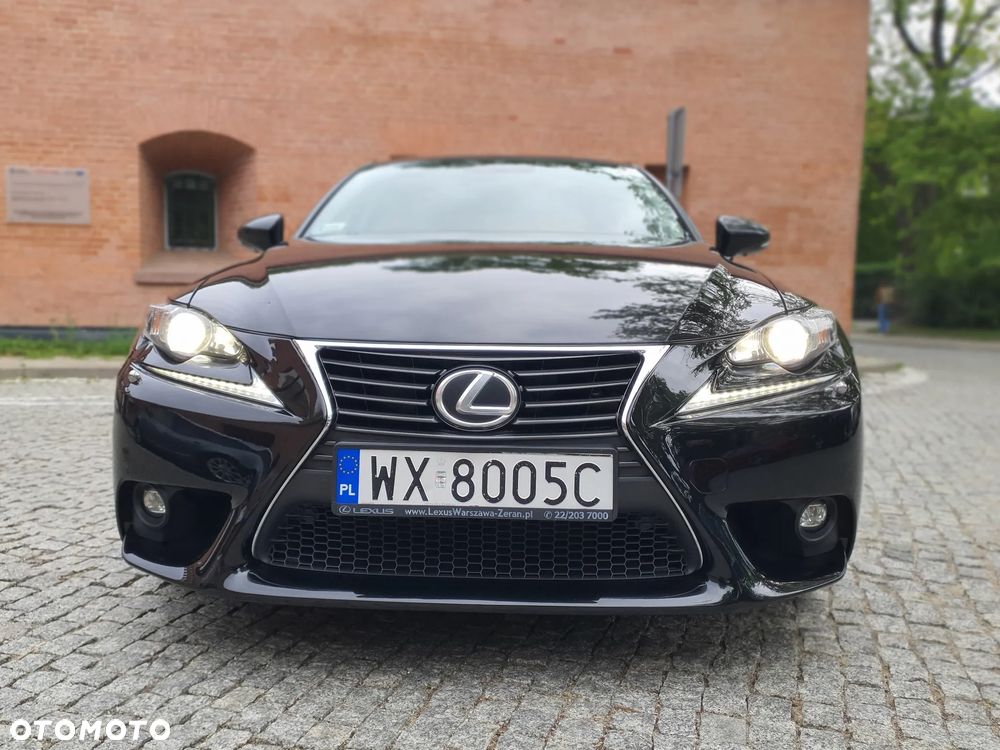 Lexus IS 200t Elite - 22
