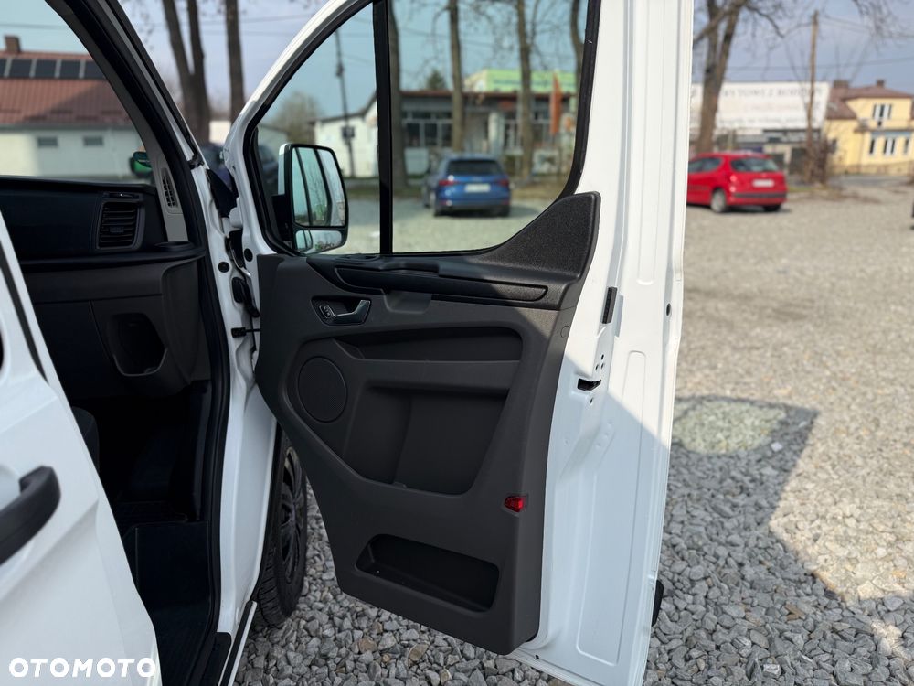 Ford Transit Custom - 22