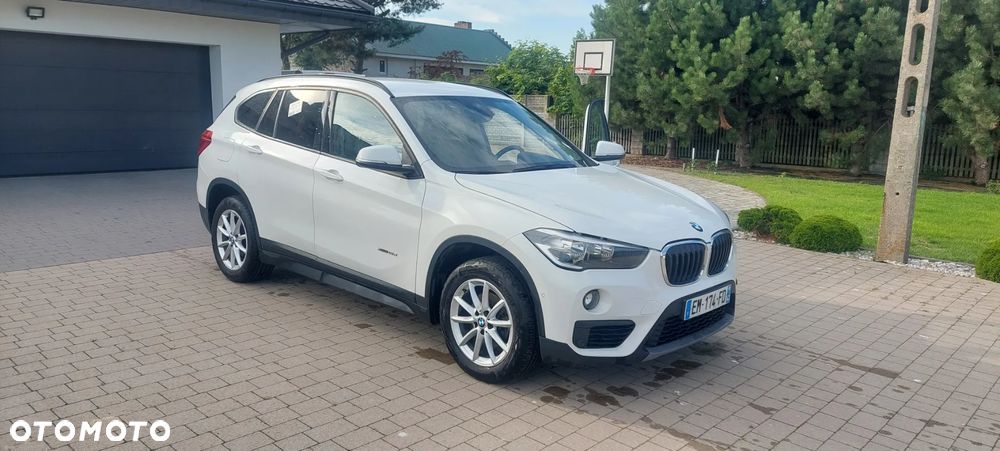BMW X1 xDrive18d Business Edition - 1