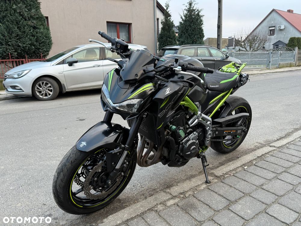 Kawasaki Z 900 - 3