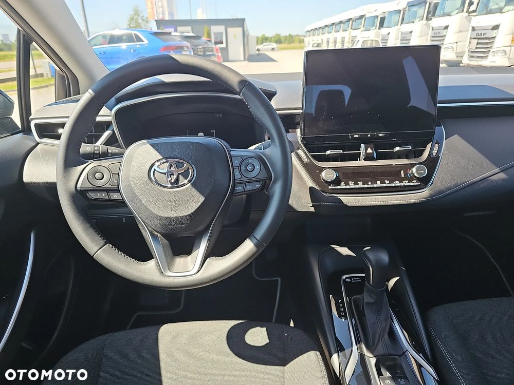 Toyota Corolla 1.8 Hybrid Comfort - 12