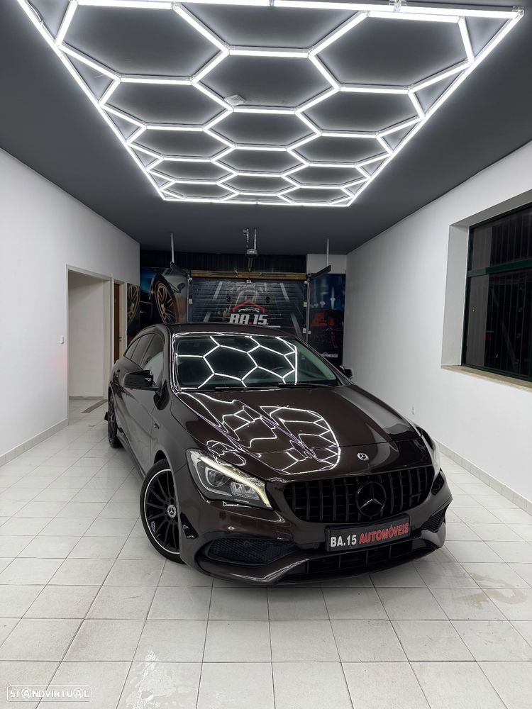 Mercedes-Benz CLA 180 d Shooting Brake AMG Line - 1