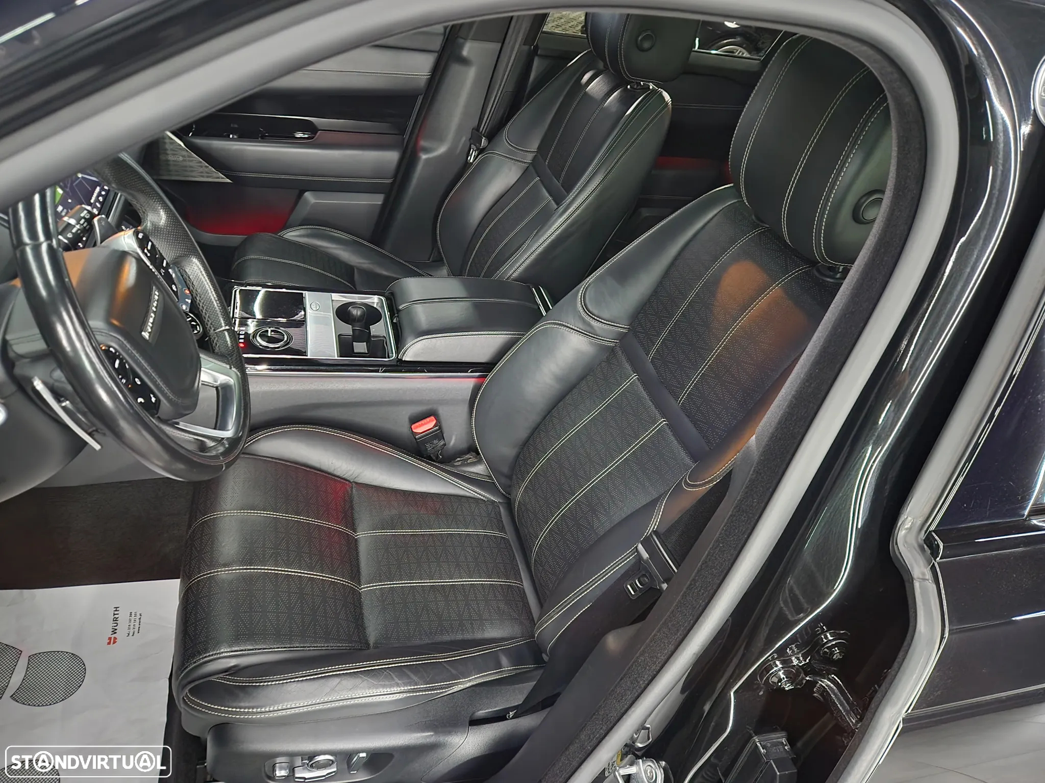 Land Rover Range Rover Velar 3.0 D R-Dynamic HSE - 11