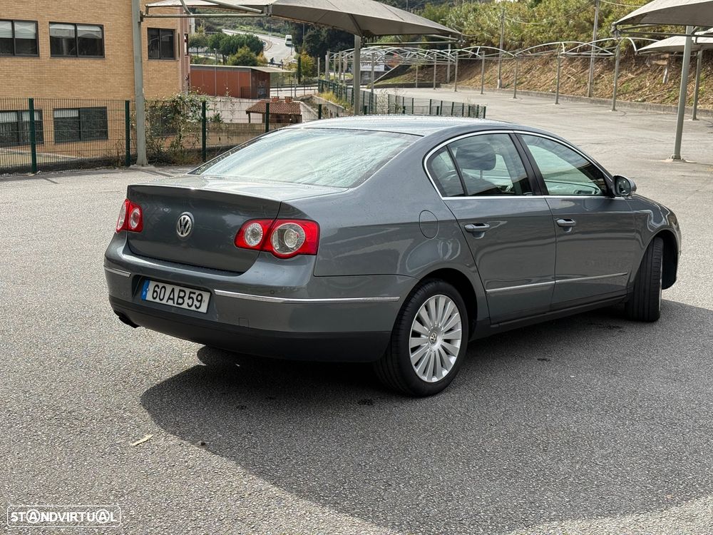 VW Passat 2.0 TDI Highline - 6