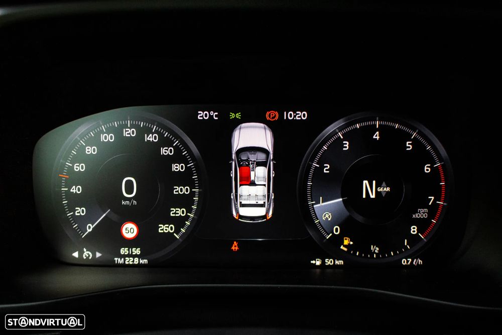 Volvo XC 40 T3 Momentum - 16