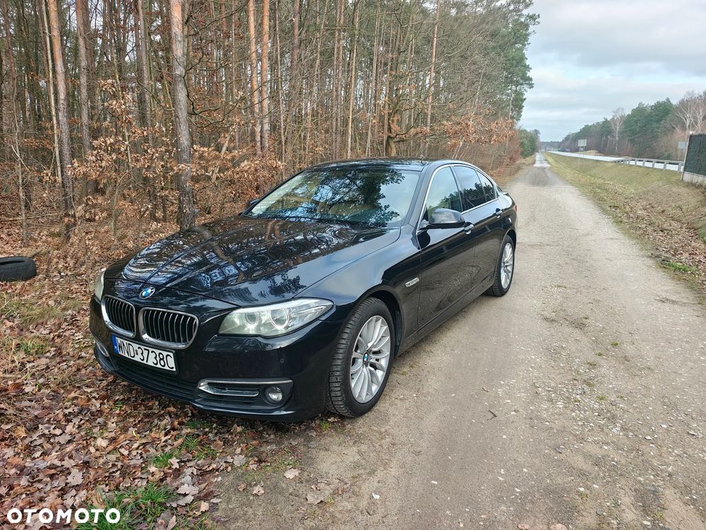 BMW Seria 5 520d xDrive - 1