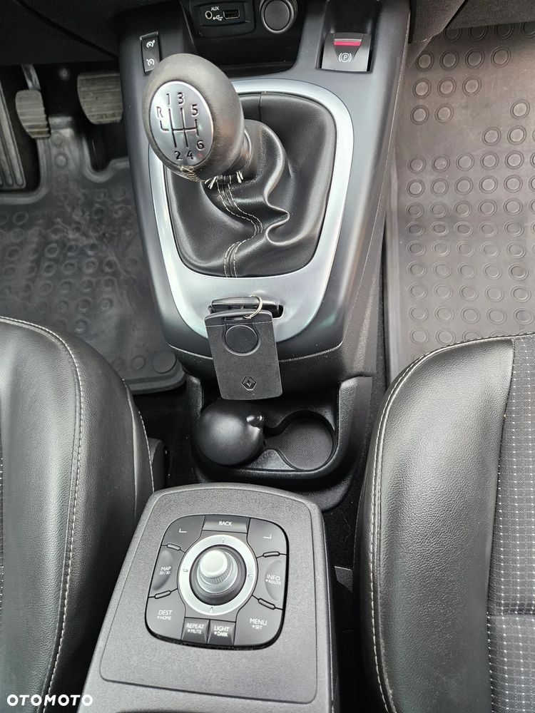 Renault Scenic 1.4 16V TCE Bose Edition - 26