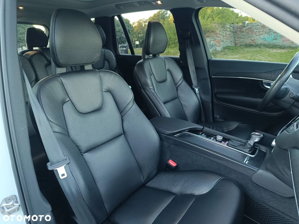 Volvo XC 90 T5 AWD Momentum 7os - 21