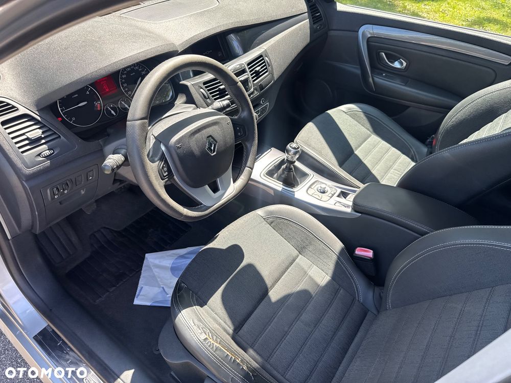 Renault Laguna 2.0 DCi Confort Dynamique - 20