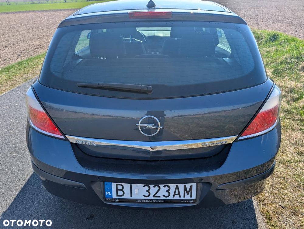 Opel Astra 1.6 Start - 4